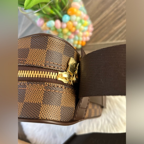 Louis Vuitton Damier Ebene OLAV PM Messenger Bag - Picture 11 of 16